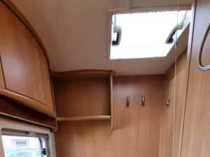 Rulota Swift Chellenger, An 2004, boiler gaz, Cabina dus, off camping — miniatura 9