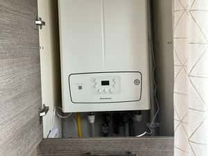 Inchiriez apartament 2 camere — miniatura 4