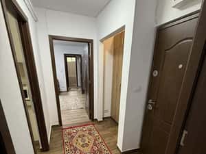 Apartament 3 camere, balcon, Centru Botoșani — miniatura 3