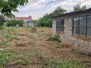 Teren intravilan 860 mp – Nanov, toate utilitățile, POT 40%, P+2 — miniatura 3