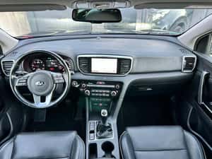 Kia Sportage MILD HYBRID 136 HP Diesel 2021 — miniatura 6