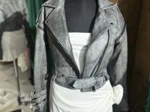 Vand geaca de piele naturala cu maneci detasabile la 800 lei — miniatura 4