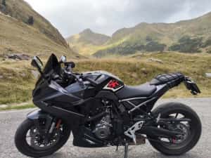 Motocicletă suzuki gsx 8R în garanție până în 2028 — miniatura 1