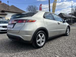 ‼️Honda Civic 2007 cu motor de 1,4 benzina 85 cp‼️ — miniatura 4