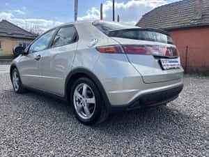 ‼️Honda Civic 2007 cu motor de 1,4 benzina 85 cp‼️ — miniatura 5