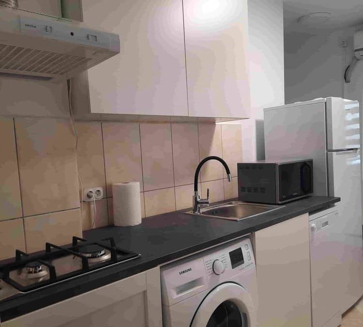 Garsoniera moderna, noua, Ultracentral — fotografie 1 din 6
