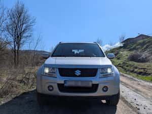 Vând Suzuki Grand Vitara, ediție Limited, an fabricație 2010 — miniatura 4