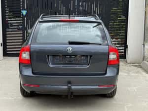 Skoda Octavia Diesel, Combi, spațios, perfect pentru familie — miniatura 3