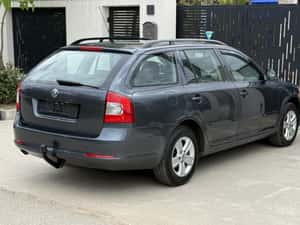 Skoda Octavia Diesel, Combi, spațios, perfect pentru familie — miniatura 5