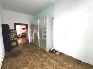 Apartament si garsoniera cu 4 camere 2 bai 109 mp Centrul Istoric — miniatura 2