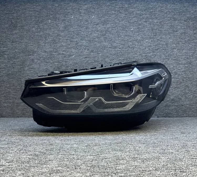 Far stanga Bmw X3 G01 X4 G02 Facelift 2021-2024 — fotografie 1 din 10