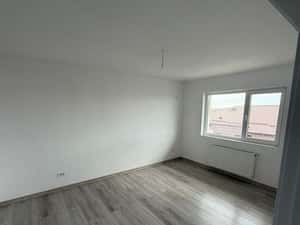 Apartament de închiriat — miniatura 3