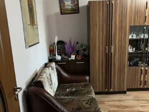 2 camere la 3 minute de restaurantul Nora Dambovita