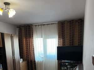 2 camere la 3 minute de restaurantul Nora Dambovita — miniatura 4