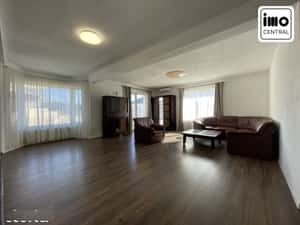 Apartament 4 camere, 2 balcoane, garaj si boxa pe str. Cometei — miniatura 3