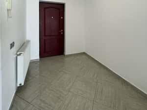 Apartament 4 camere, 2 balcoane, garaj si boxa pe str. Cometei — miniatura 4