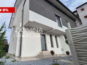 Vânzare casă duplex modernă, complet mobilată – Strada 9 Mai
