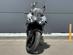 Motocicleta CFMOTO 675SR R '26 — miniatura 5