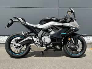 Motocicleta CFMOTO 675SR R '26 — miniatura 6