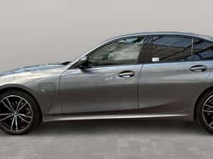 BMW 330e M Aerodynamics Automată 292 HP Hibrid (B/E) — miniatura 5