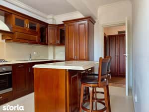 Apartament 3 camere, bloc nou, centrala proprie, parcare subterana inc — miniatura 6