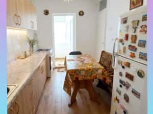 Caut colegă apartament decomandat, Calea Dumbrăvii, 150 eur — miniatura 3