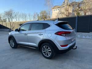 Hyundai Tucson Comfort 2WD — miniatura 4