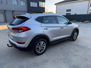 Hyundai Tucson Comfort 2WD — miniatura 6