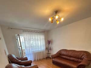 De inchiriat apartament cu 2 camere, balcon,etajul 2,mobilat si utilat — miniatura 3