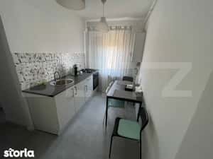 Apartament 3 camere,decomandat ,70 mp,zona Centru ,Blaj — miniatura 5