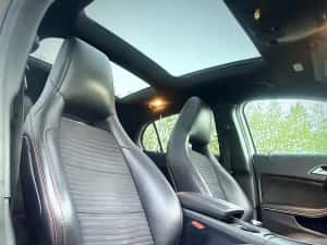 Mercedes Benz GLA 220d 4-Matic AMG Pack ! — miniatura 5