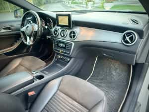 Mercedes Benz GLA 220d 4-Matic AMG Pack ! — miniatura 8