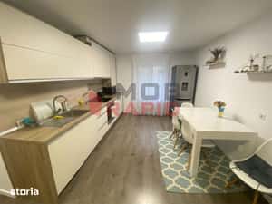Apartament cu 2 camere, Etaj 1, Zona C-tin Roman Vivu — miniatura 5