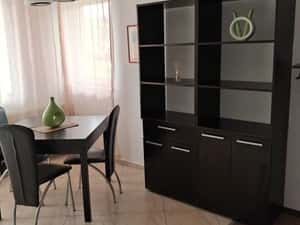 Inchiriez apartament, 2 dormitoare+ living langa Parc Poligon — miniatura 5