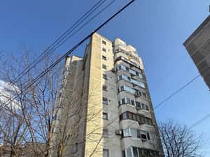 PACURARI, LUKOIL, APARTAMENT CU 2 CAMERE DE 66 MP, BLOC DIN 1995 — miniatura 5