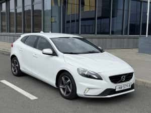 Volvo V40 2 litri euro 6 model R Design 2016 — miniatura 3