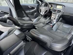 Volvo V40 2 litri euro 6 model R Design 2016 — miniatura 6