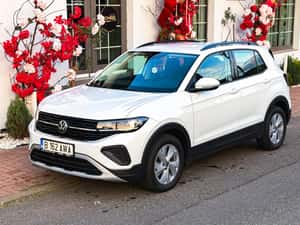 Volkswagen T-Cross SUV 2025