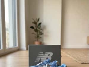 Adidasi New Balance 9060 Baby Blue — miniatura 4