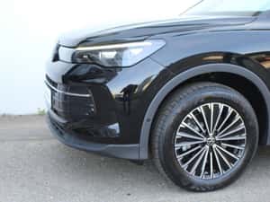 VOLKSWAGEN TIGUAN – SUV modern, perfect pentru familie — miniatura 5