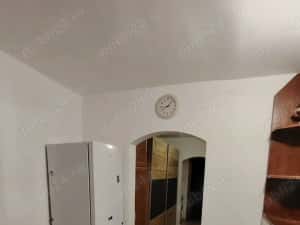 Apartament 3 camere Freidorf decomandat amenajat centrala proprie — miniatura 1