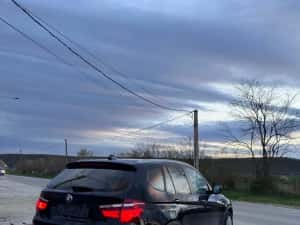 BMW X3 2.0 TDI. Xdrive (foarte usor avariat pe haion) — miniatura 3