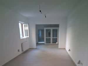 13 Septembrie-spatiul comercial stradal,renovat total,centrala termica SC