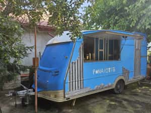 Rulota comerciala fast food — miniatura 2