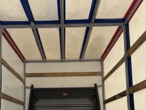 Autoutilitara / duba prelata si lift 4.2 metri inchiriez, transport marfa , mobila , diverse / weekend — miniatura 3