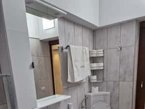 Apartament cu 2 camere, parter, stradal str 9 Mai — miniatura 4