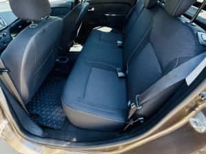Dacia Sandero, 92.000 km, 0,9 TCe 90 cp, clima, navigatie — miniatura 8