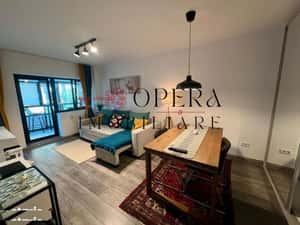Apartament 3 camere, de inchiriat pentru 2 luni, zona Ultracentrala — miniatura 1