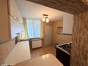 Inchiriem apartament cu 2 camere(+extindere), Siderurgistilor, parter.