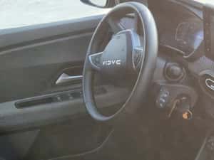 Vand Dacia jogger 7 locuri automată 1.6 benzina hybrid an 2024 — miniatura 4